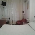 Hotel Tenda 2*